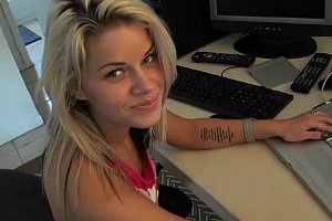 欧美孕妇尿尿性fxxx