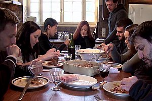 日本老妇轮交fuck