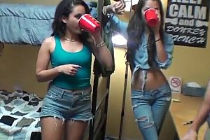 freefron熟女乱伦